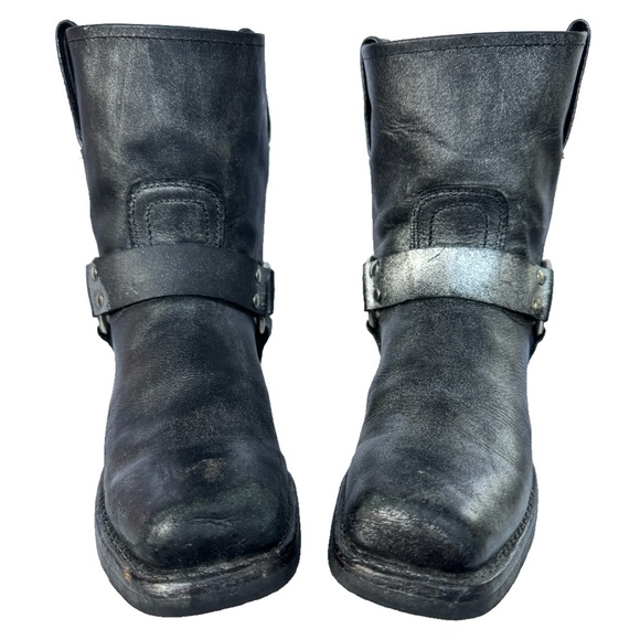 FRYE Harness 8R Biker Moto Motorcycle Short Ankle Bootie Boots Black Metallic 8 - Picture 4 of 7